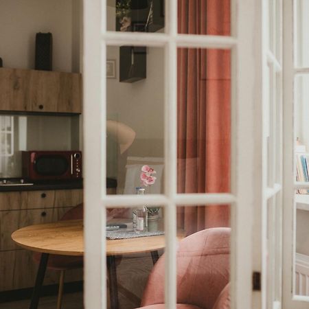 Apartamenty W Kamienicy 谢拉兹 外观 照片