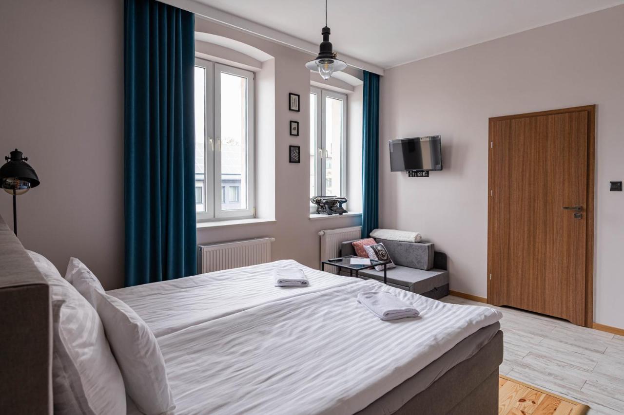 Apartamenty W Kamienicy 谢拉兹 外观 照片