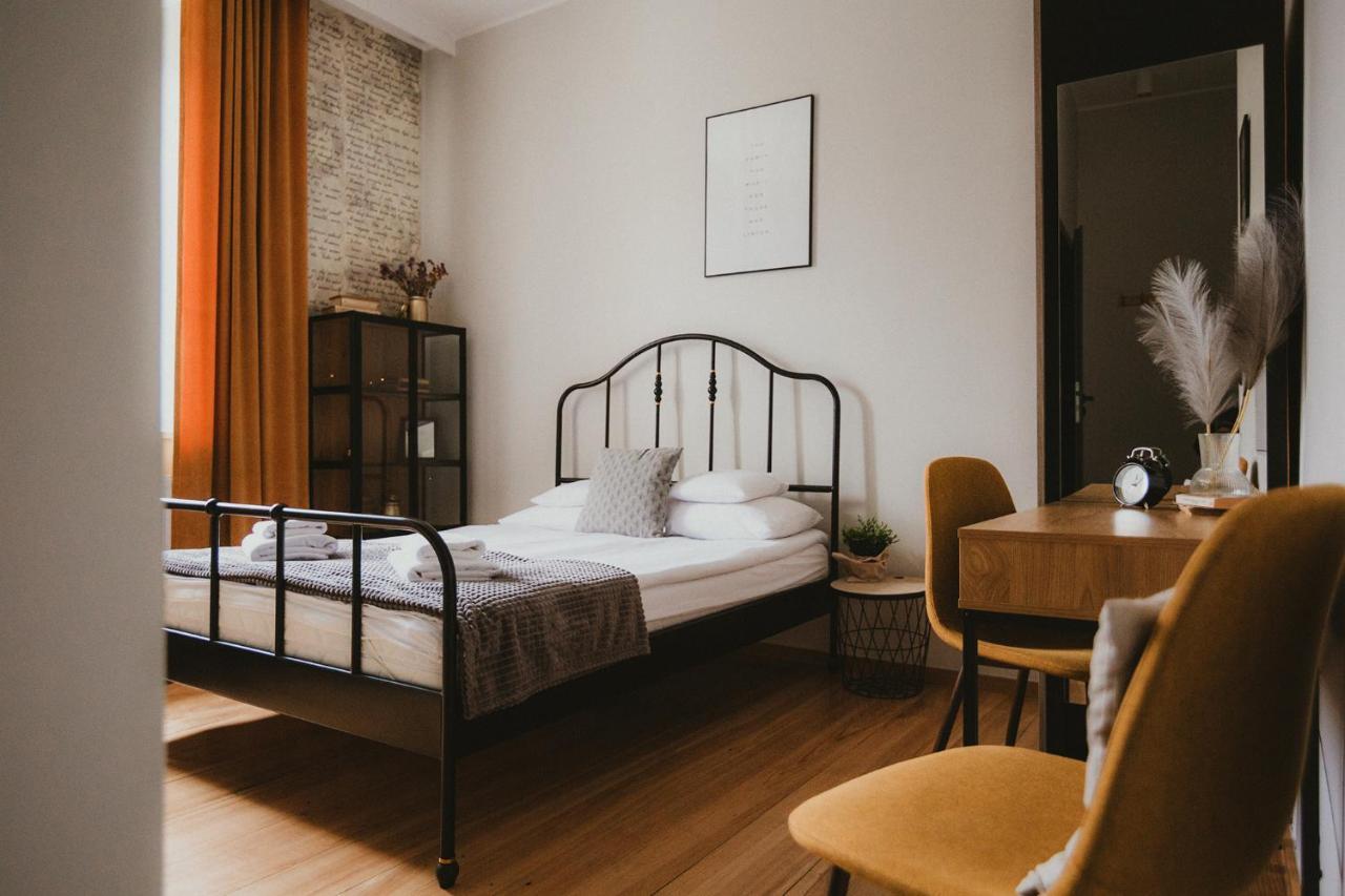 Apartamenty W Kamienicy 谢拉兹 外观 照片